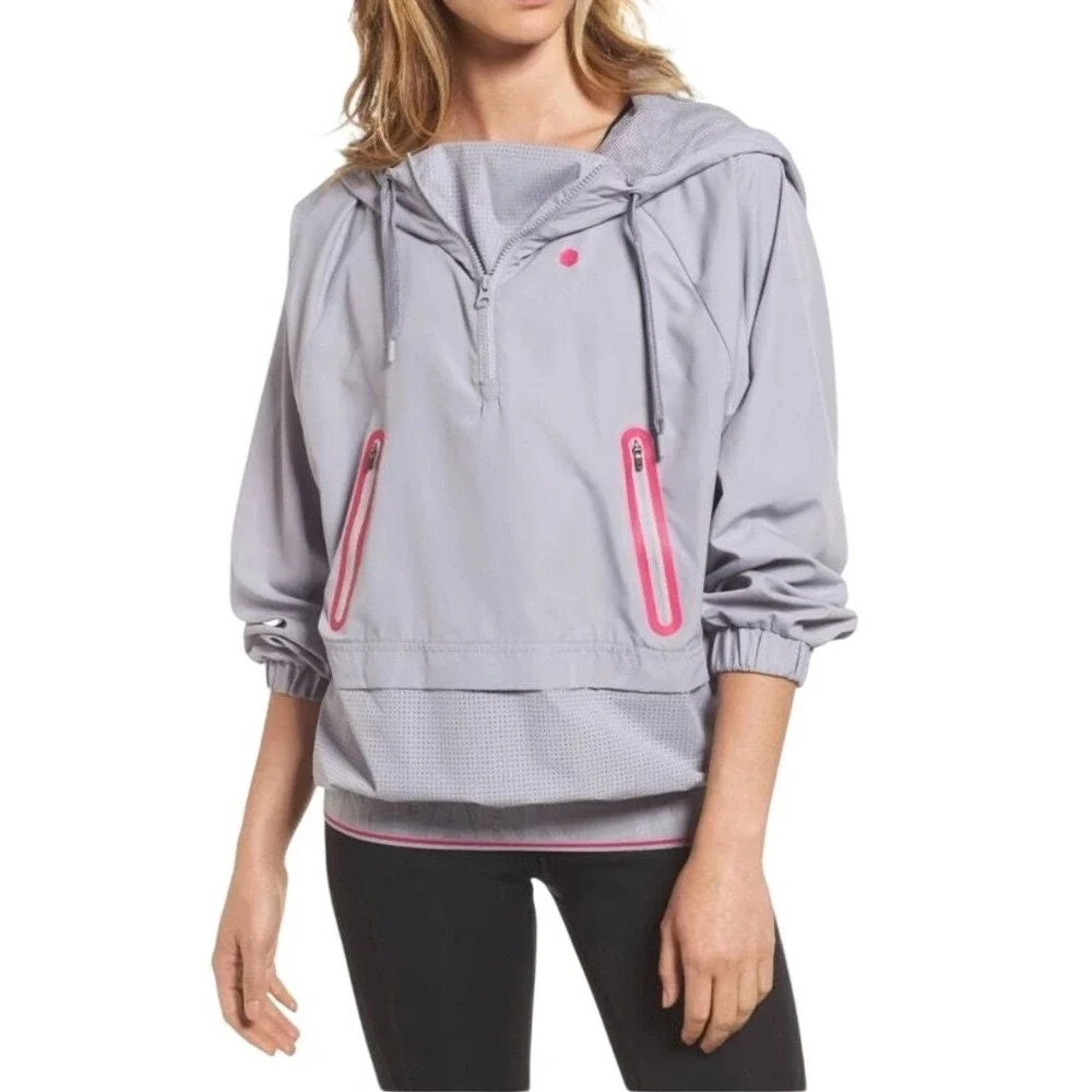 Ivy Park Windbreaker Womens Medium Gray Pink‎ Hooded Pullover